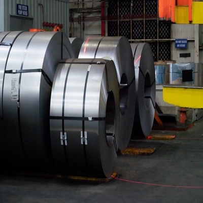Z275 Warm gedompeld gegalvaniseerd staal geslepen spoel/plaat/plaat/strook 508/610 mm binnendiameter