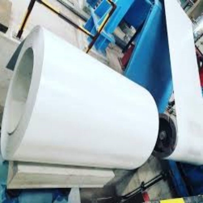Slit edge PPGI spoelen ISO gecertificeerde kleurbedekte stalen spoel Z275 voor bouwmaterialen