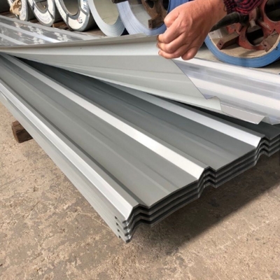 Sterke structuur 610-1250 mm gegalvaniseerd stalen plaat voor bouwbouwmateriaal