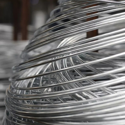 SAE1045/SAE1060/SAE1065/SAE1066 Gi-kwaliteit warm gedompelde gegalvaniseerde staaldraad voor producten