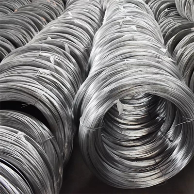 Verpakking gegalvaniseerde ijzeren draad SAE1045/SAE1060/SAE1065/SAE1066 voor hoogsterke veer