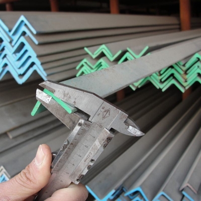 Angel Steel warmgewalst Q235B Q355b S235jr S275jr S355jr S355j0 met aanpassing