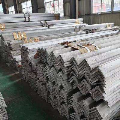 A36/Q235/S235jr/Ss400 gegalvaniseerd gelijkhoekstaal voor aangepaste breedte en EXW-termijn