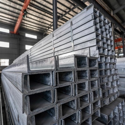 2% Tolerantie T en U Type Metal Steel Channel Custom Breedte voor veelzijdige toepassingen