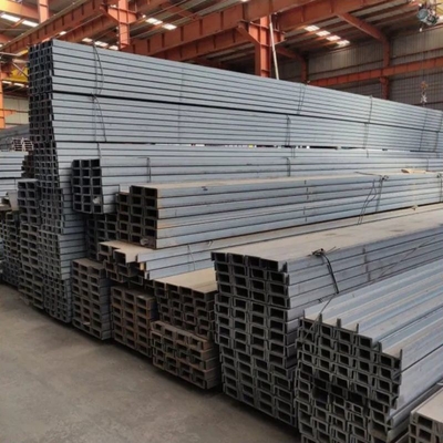 Breedte 40-550 mm U-kanaal U-balk warmgewalst koolstofzacht structuurstaal S235jr S355jr