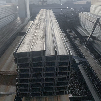 Warm gedompeld gegalvaniseerd U C Purlins Profiel voor de bouw Niet geperforeerd 5-12m Lengte