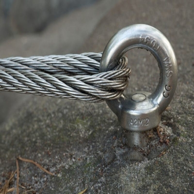ISO-gecertificeerd gegalvaniseerd of niet-gegalvaniseerd touw voor vrachtwagenkraanheffen gemaakt van materiaal