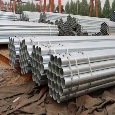 Hot DIP Gi 1/4"-48" naadloos gegalvaniseerd ronde stalen buis ASTM A106 Sch 40 ERW ijzeren buis