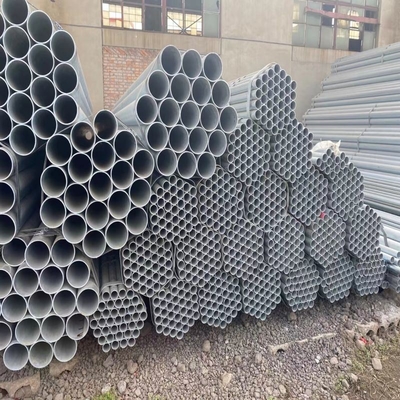 DN15-DN200 Warm gedompelde gegalvaniseerde ronde stalen buis Q235B Gi-stalen buis voor kassen