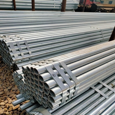 Naadloze koolstofstaalbuis gegalvaniseerd Gi ijzeren staalbuis 1/4 &quot;-48&quot; hoge zinklaag
